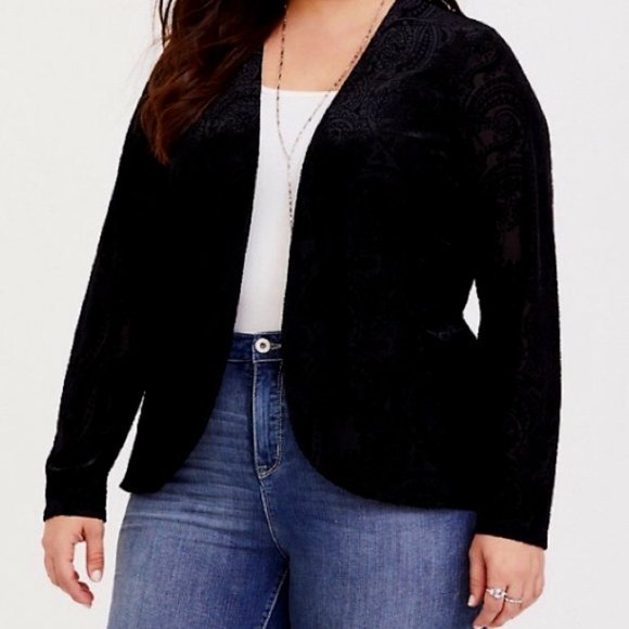 torrid Jackets & Blazers - 0X Torrid Black Velvet Burnout Blazer